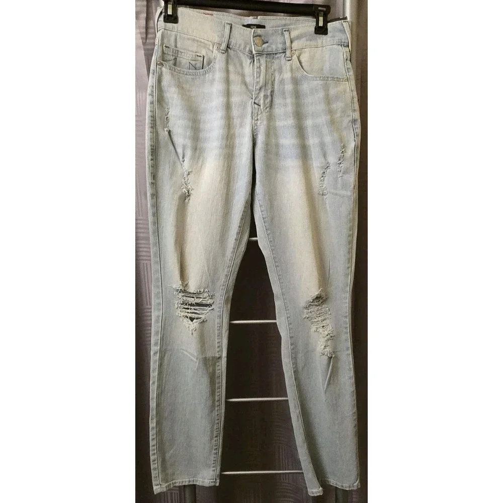 True Religion‎ Men's Jeans Size 29 Geno SN Distressed Slim Fit Light Wash Denim